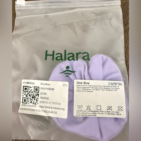 HALARA Accessories - Halara Softlyzero™ Plush Solid Pleated Scrunchie NWT/NEW In Bag